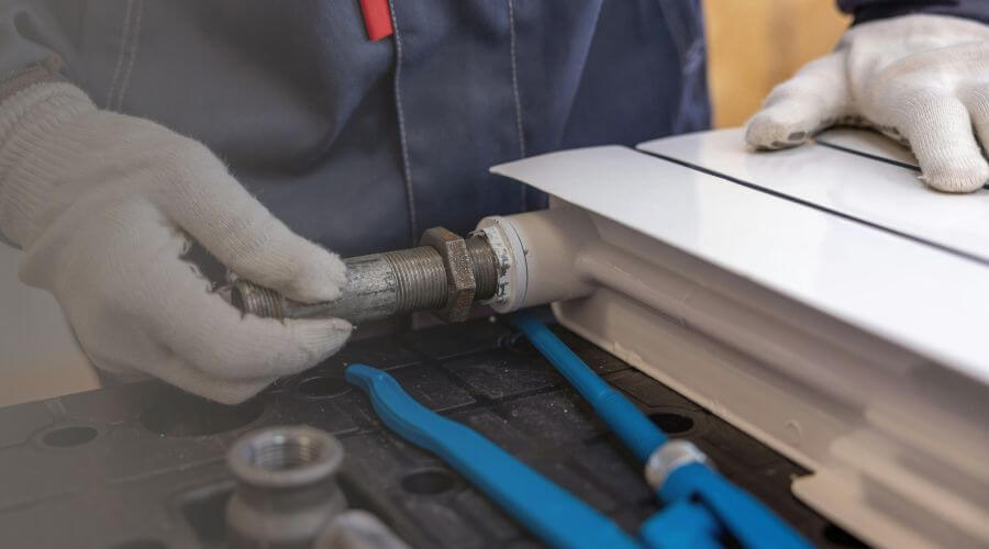Burst pipe repair in Diamondville, WY